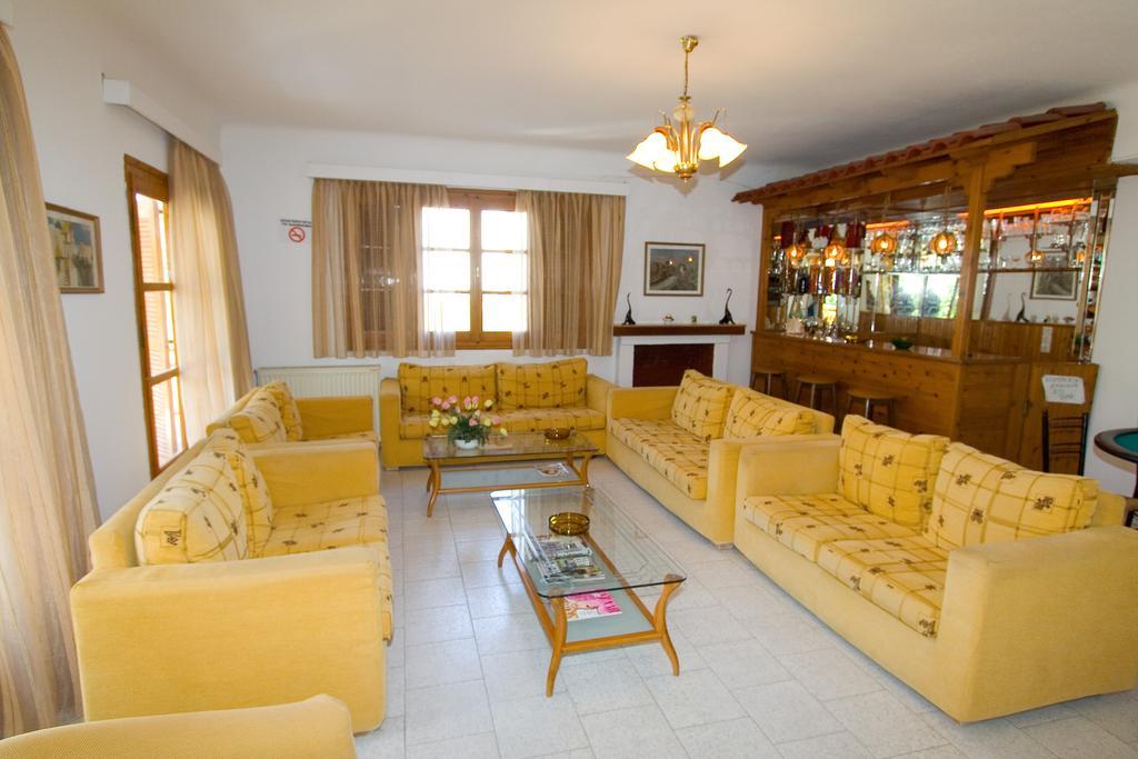 Hotel Aidipsos Лутра-Эдипсу Экстерьер фото