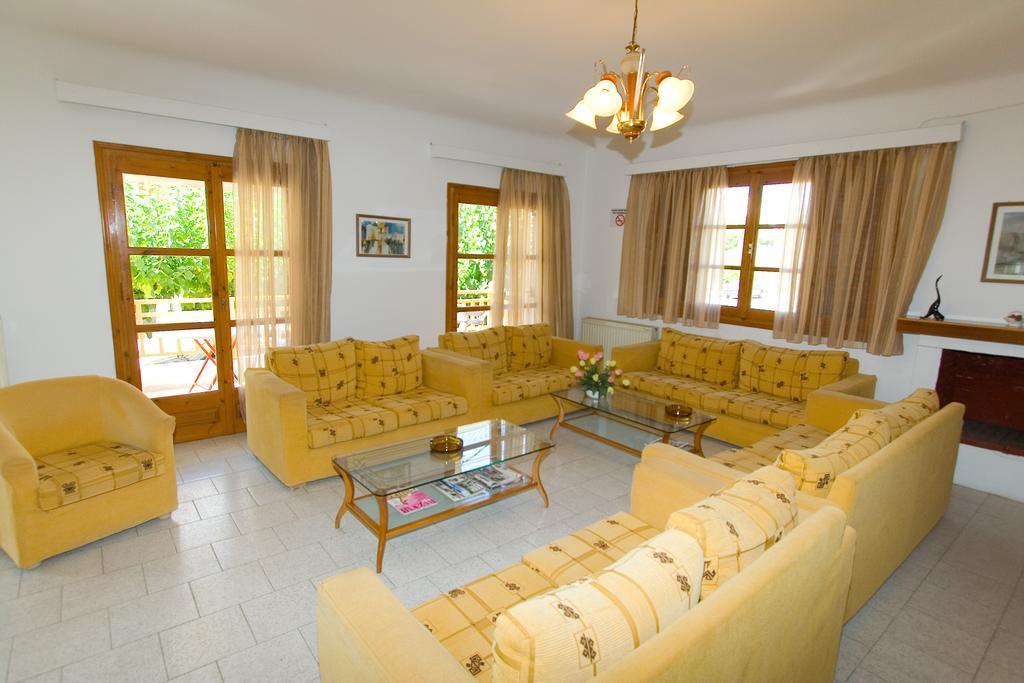Hotel Aidipsos Лутра-Эдипсу Экстерьер фото